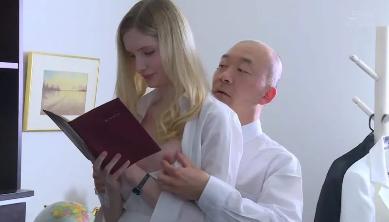 Bà xã chấp nhận làm ghệ cho đối tác của gã chồng để trả nợ